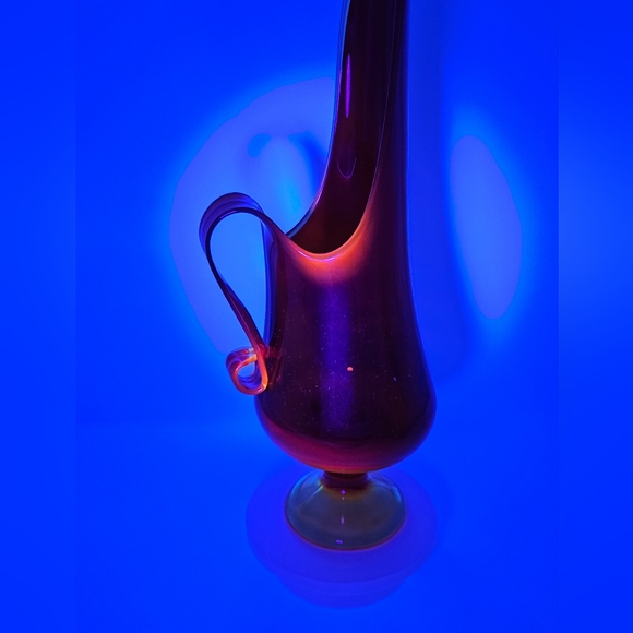 Vintage L.E. Smith Amberina Swung Stretch Art Glass Amberina Pitcher Glows 17.5" - Picture 12 of 14